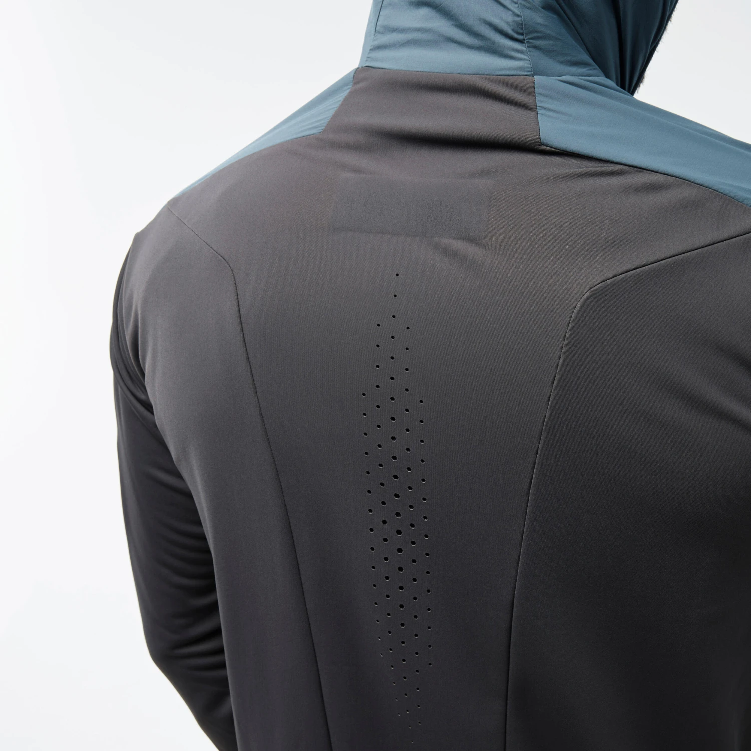 Quechua Men’s Hiking Hybrid Hooded Fleece Jacket 7 Quechua Men’s Hiking Hybrid Hooded Fleece Jacket - Image 7